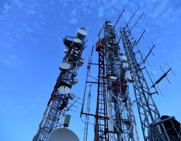 TELECOMMUNICATIONS